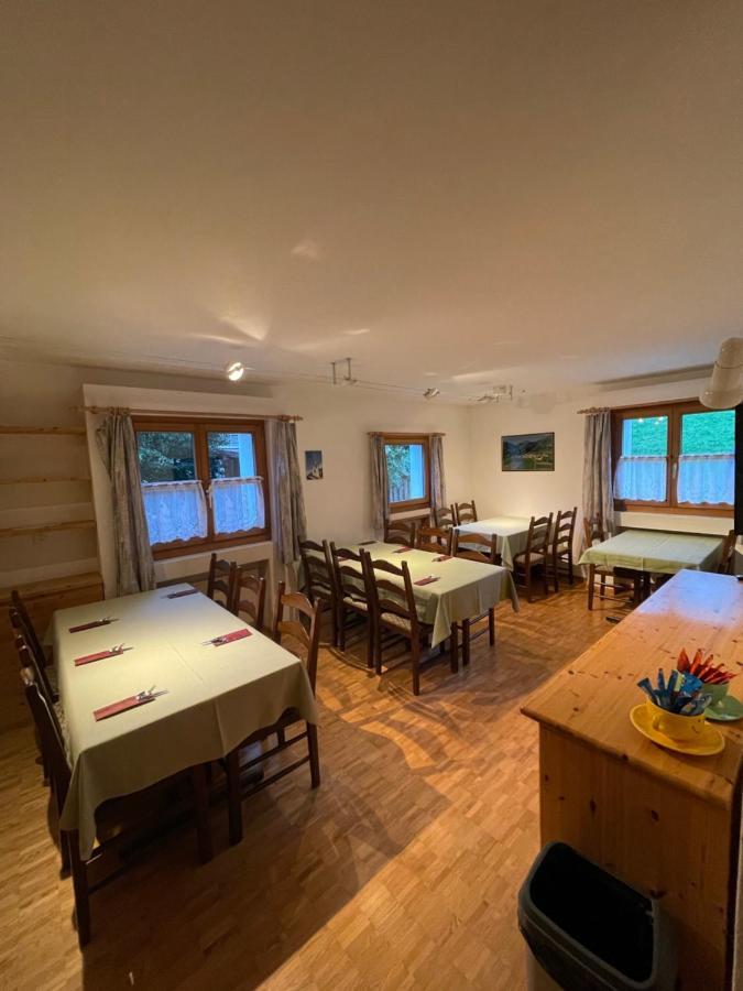 Gasthaus Beverin Farden Eksteriør bilde